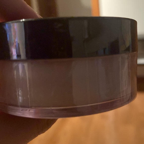 Sephora translucent setting powder - Picture 4 of 4